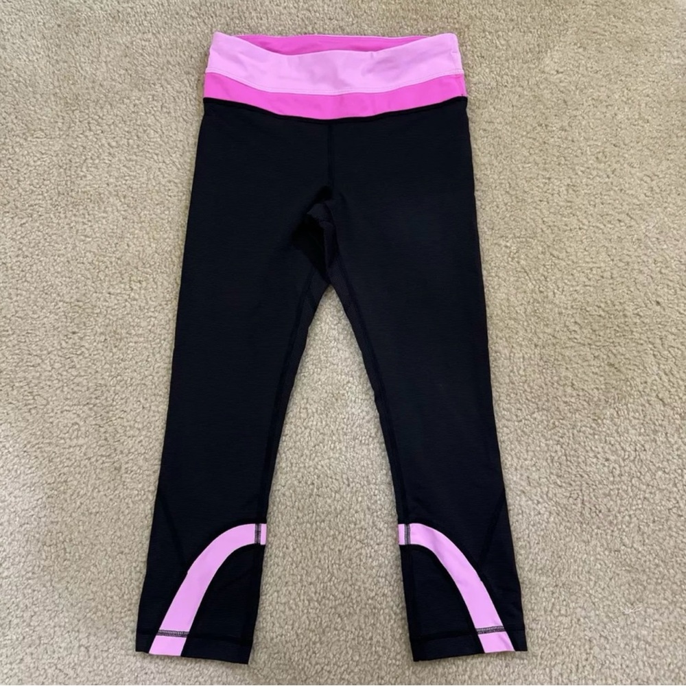 Lululemon Women Pow Pink Light Run: Inspire Crop II *Allux